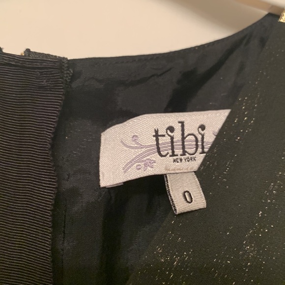 Tibi Shimmery Black and Gold Mini Dress Size 0 - Picture 5 of 10